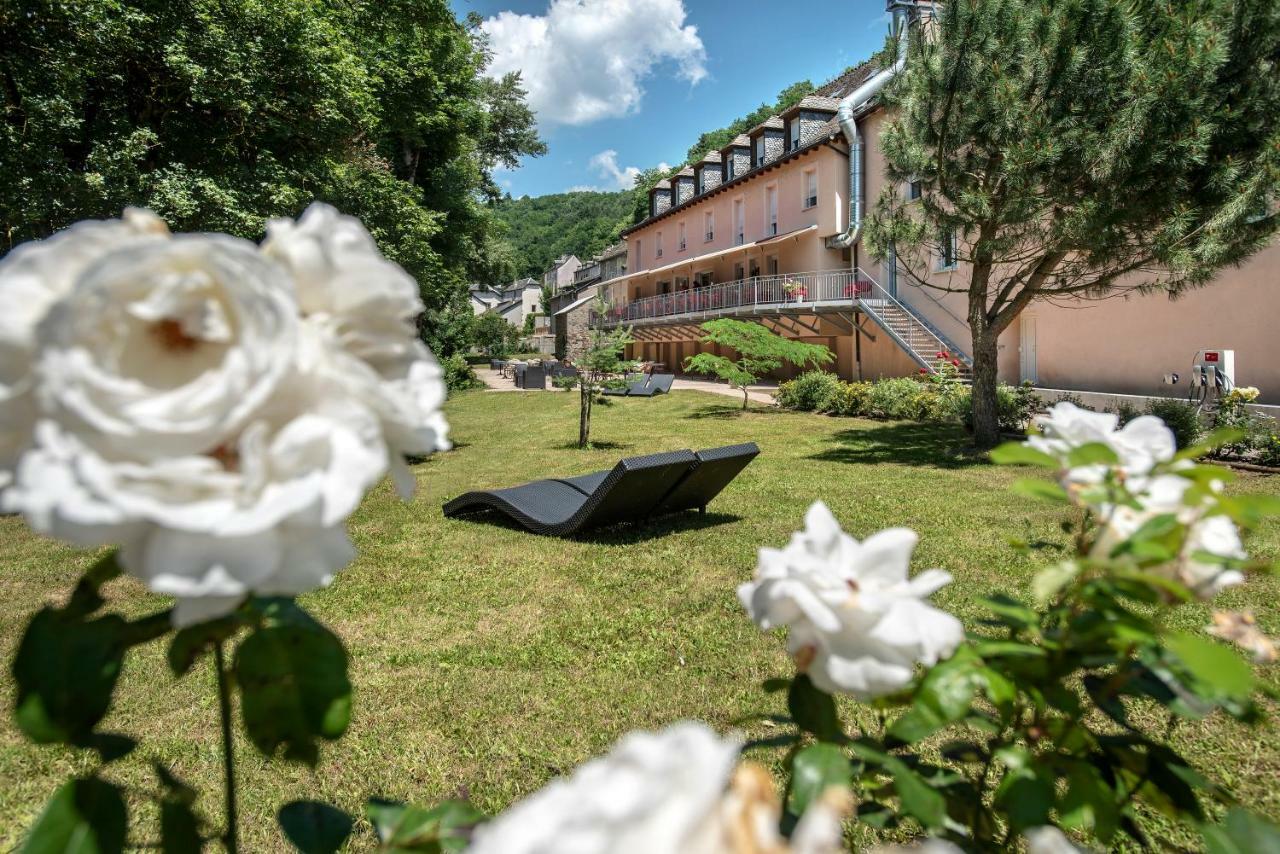 Logis Hotel Restaurant Les 2 Rives - A75, En Bordure De Riviere Banassac Dış mekan fotoğraf